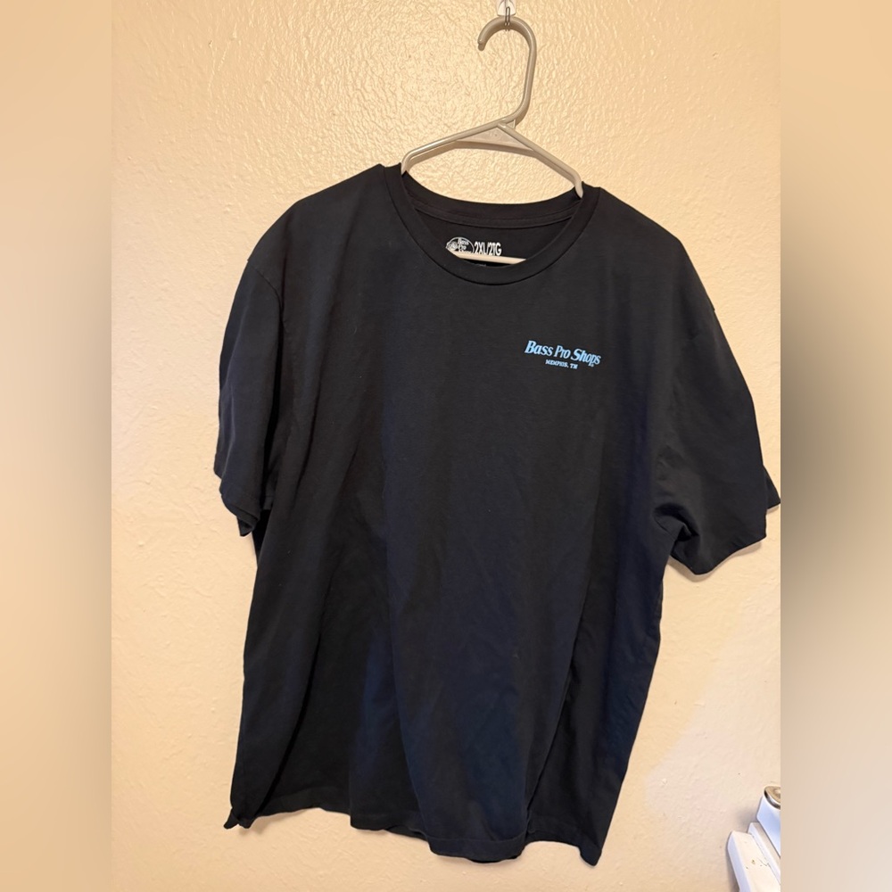 Rare Bass Pro Shops Memphis T-Shirt 👕